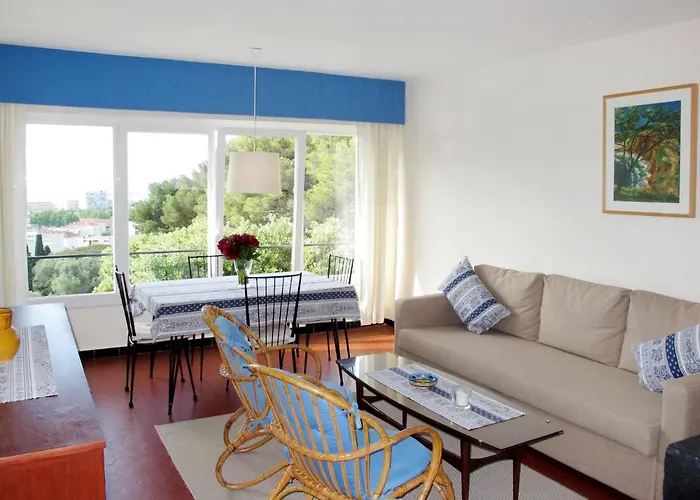 Montemare Colette By Interhome * Le Lavandou